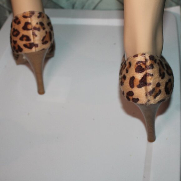 NWT Splash Camel Leopard Heels Rivet 9 Brown Black Spots Stilettos Open Toe *SA - Picture 4 of 6